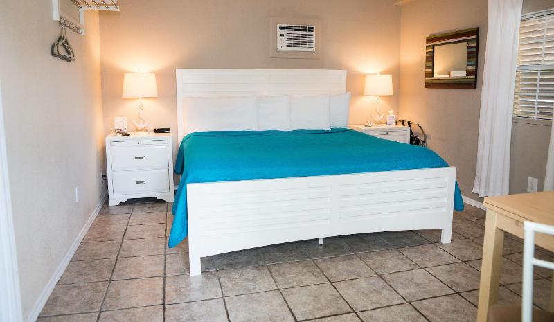 Haley's Motel image