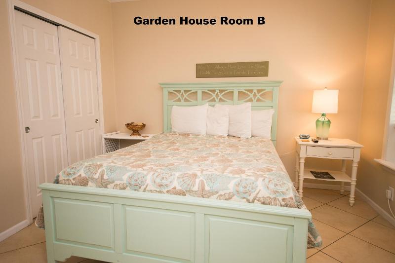 Haley's Motel image