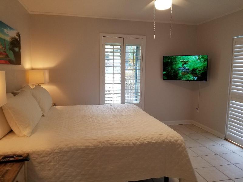 Haley's Motel image