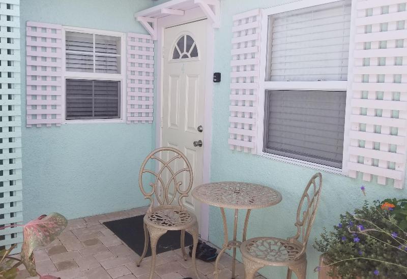 Haley's Motel image