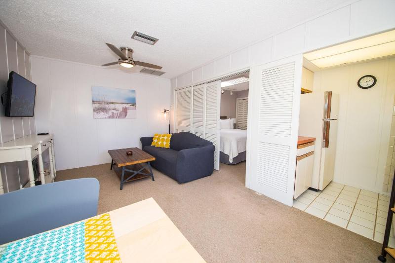 Haley's Motel image