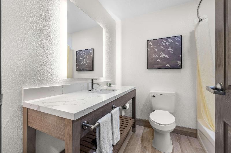 Best Western Acadia Hotel image