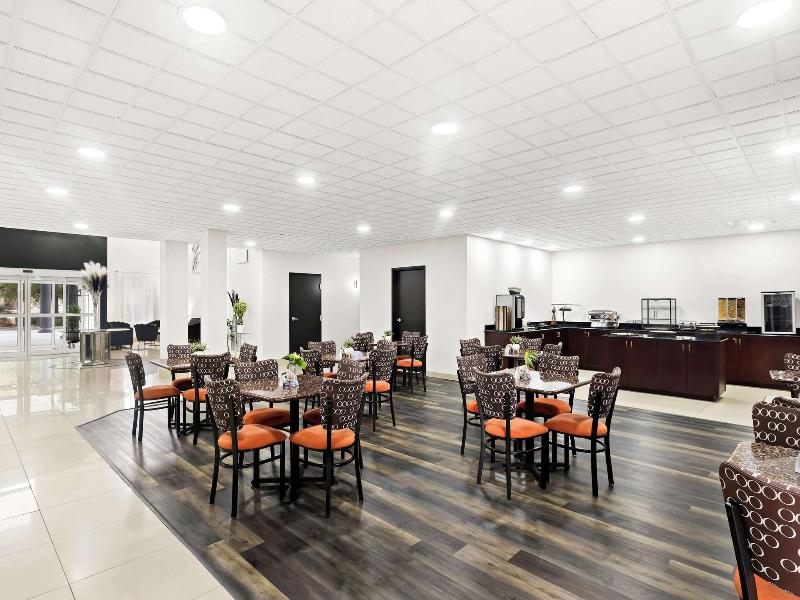 Sans Boutique Hotel image