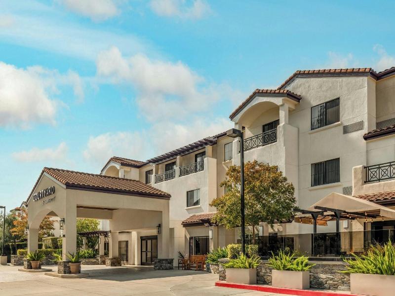 Courtyard Palo Alto Los Altos image