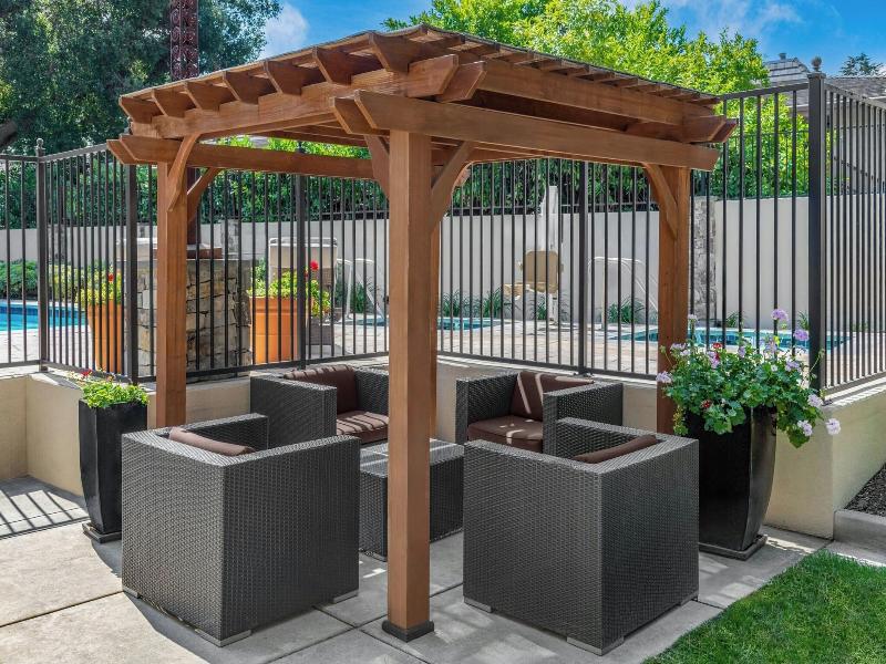 Courtyard Palo Alto Los Altos image