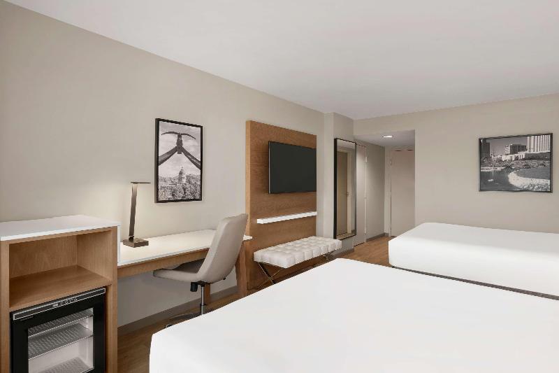 Radisson Hotel Salt Lake City Downtown image
