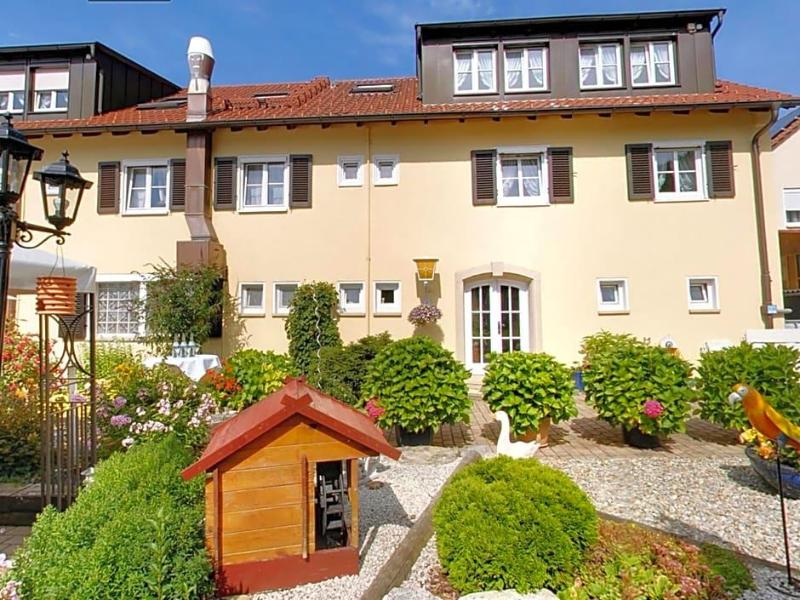 Hotel In der Breite image
