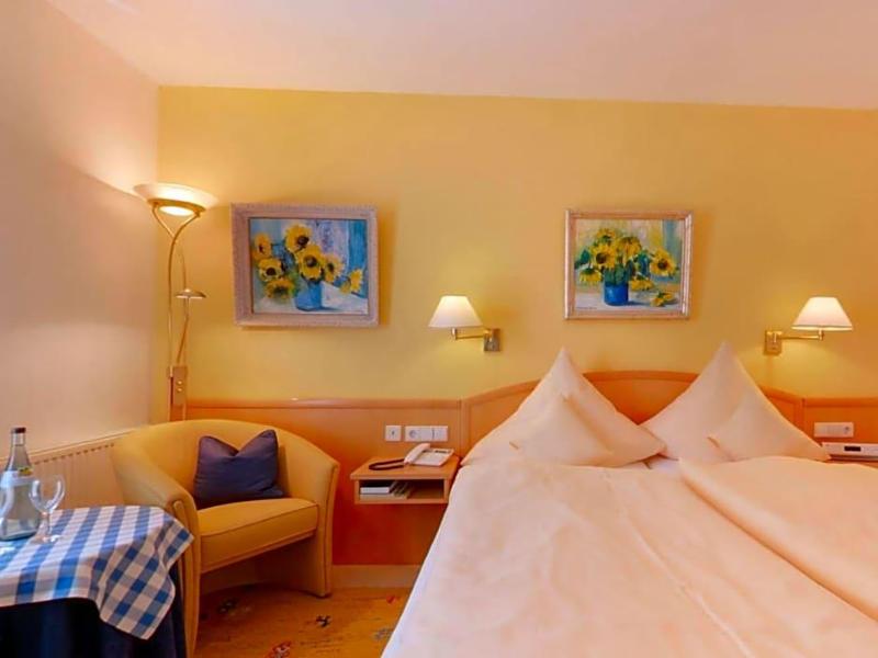 Hotel In der Breite image