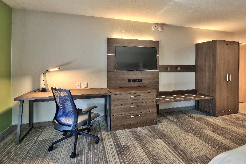Holiday Inn Express Socorro image