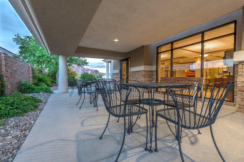 Holiday Inn Express Socorro image