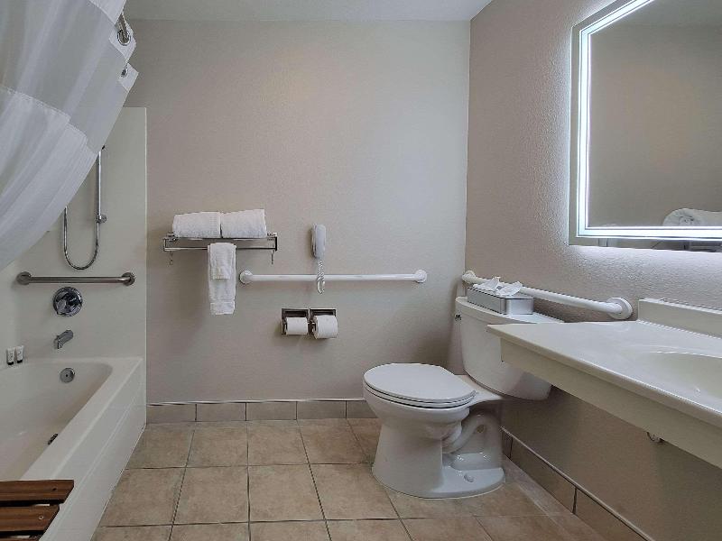 Quality Inn Port Orchard image