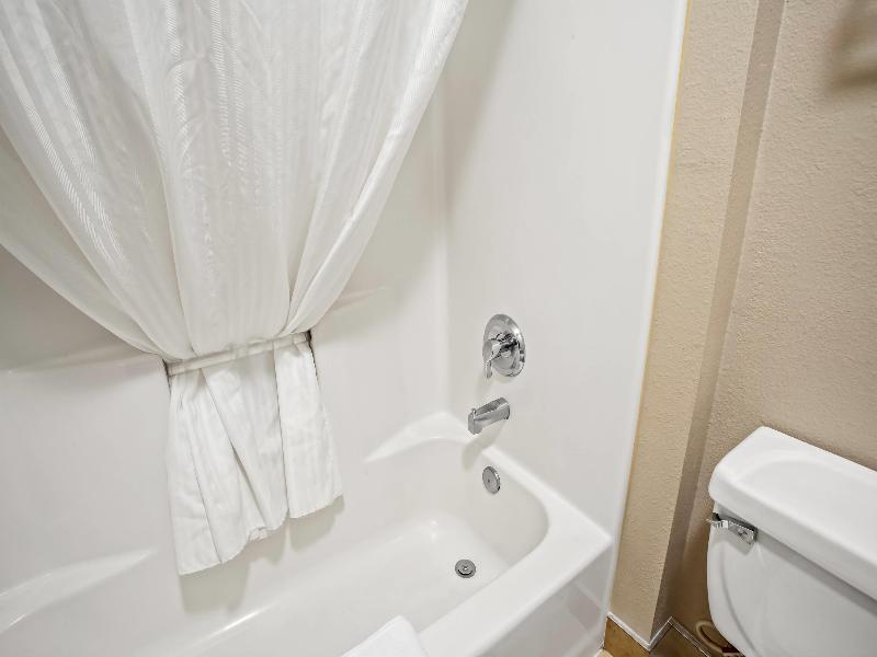 Quality Inn Port Orchard image