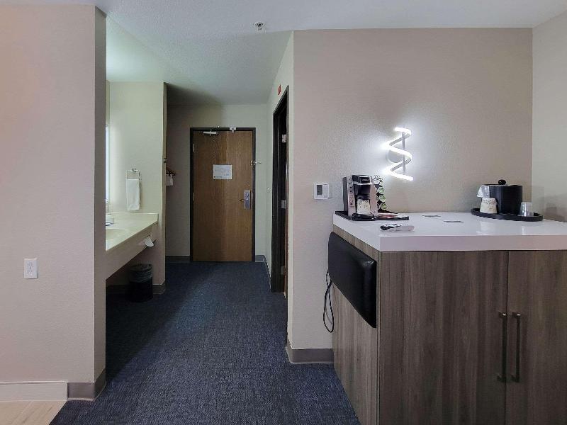 Quality Inn Port Orchard image