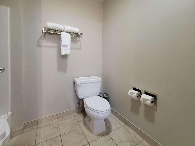 Quality Inn Port Orchard image