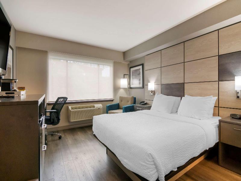 Best Western Premier Aberdeen Kamloops image