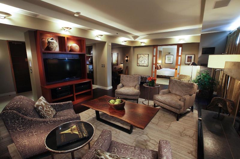 Bellevue Club Hotel image