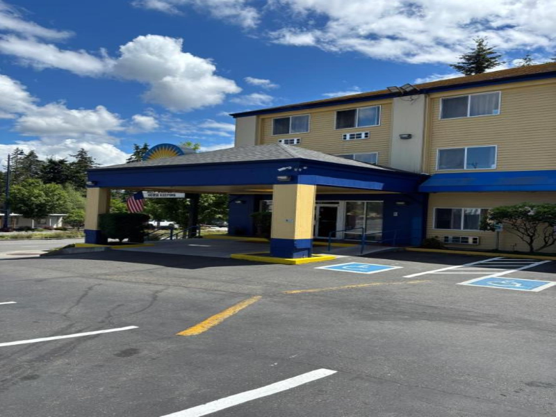 Days Inn by Wyndham Seattle Aurora