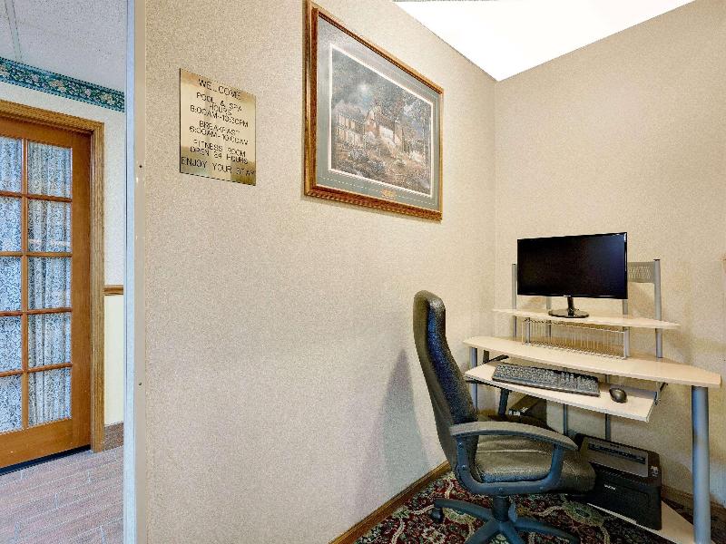 Days Inn By Wyndham North Sioux City image
