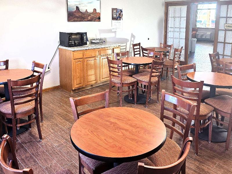Days Inn By Wyndham North Sioux City image