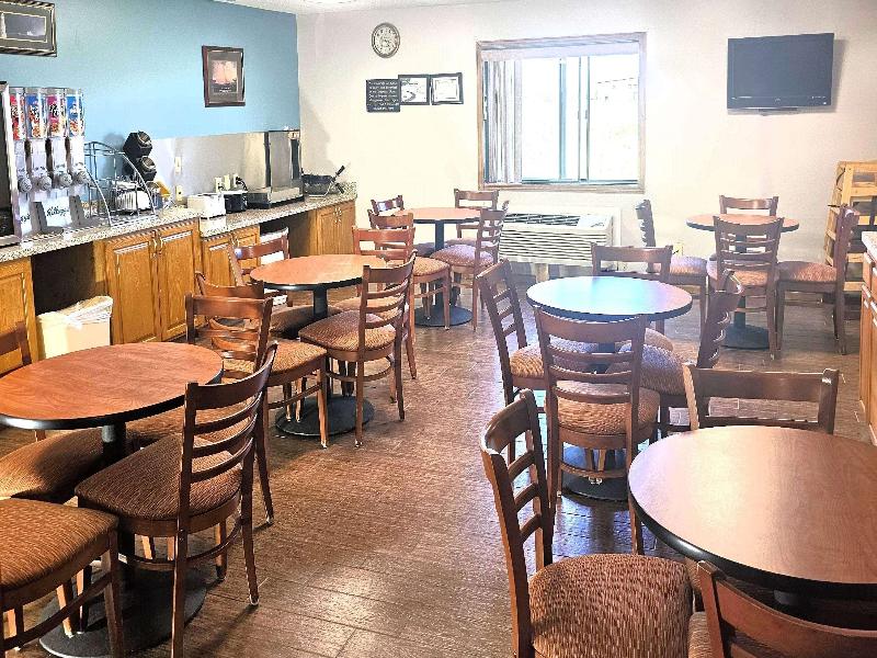 Days Inn By Wyndham North Sioux City image