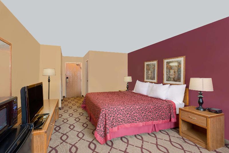 Days Inn By Wyndham North Sioux City image