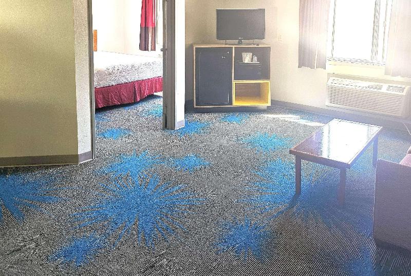 Days Inn By Wyndham North Sioux City image