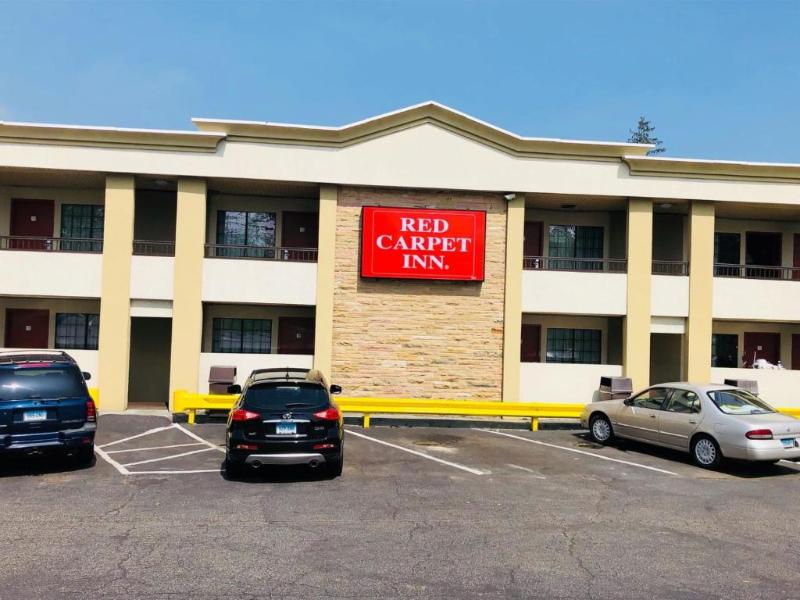Red Carpet Inn Stamford image