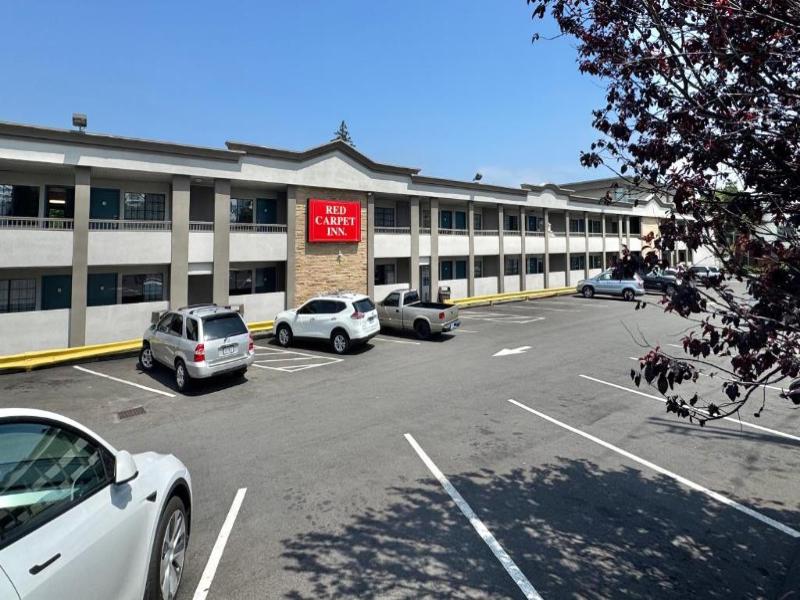 Red Carpet Inn Stamford — general view