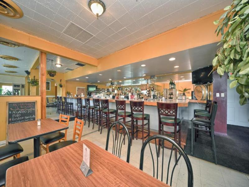 Red Carpet Inn Stamford image