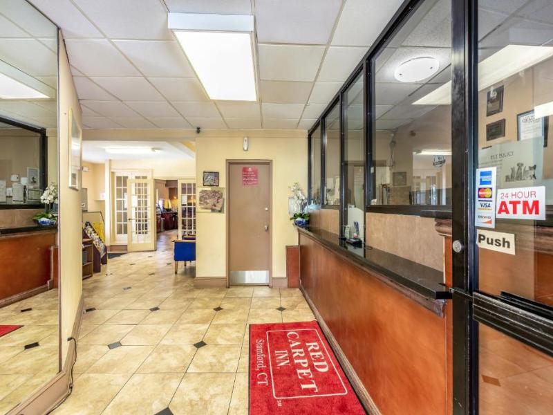 Red Carpet Inn Stamford image
