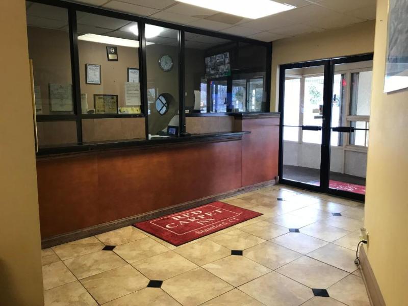 Red Carpet Inn Stamford image
