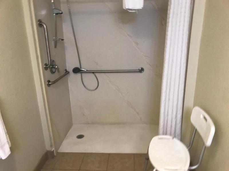 Red Carpet Inn Stamford image