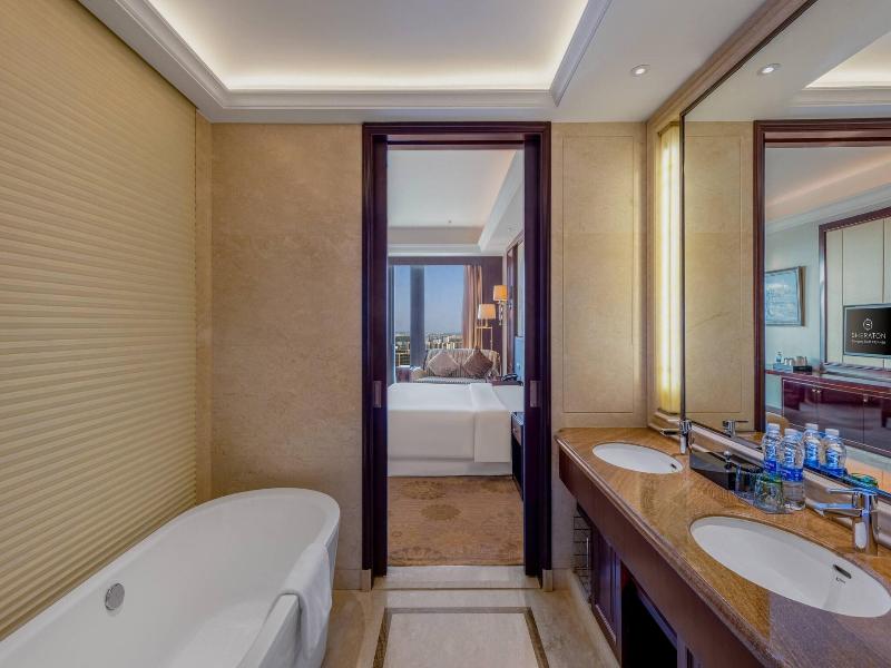 Sheraton Shenyang South City image