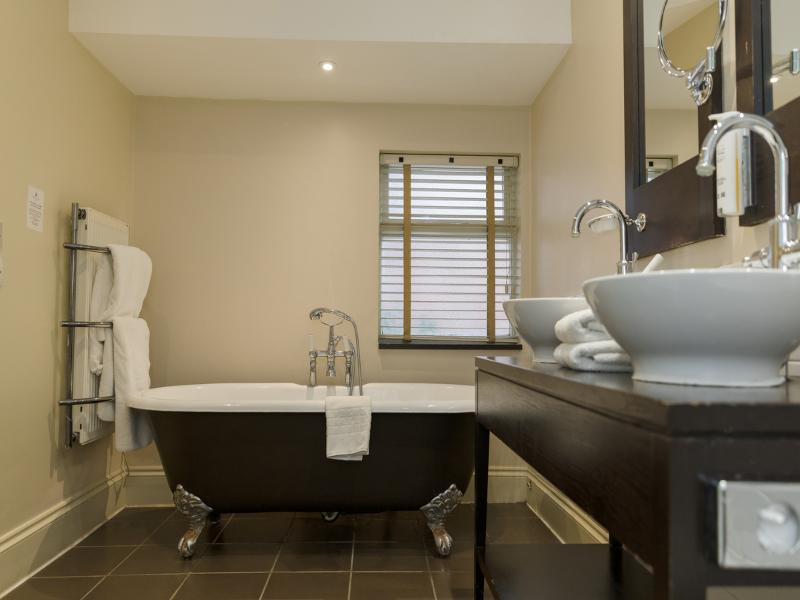 Stoke Place Hotel image