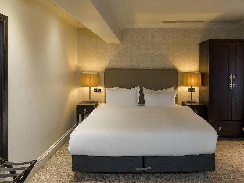 Stoke Place Hotel image