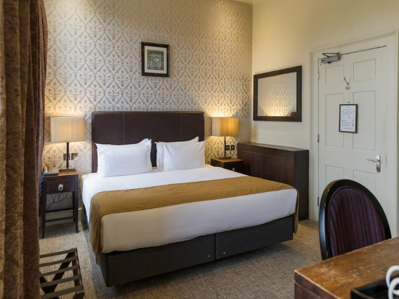 Stoke Place Hotel image