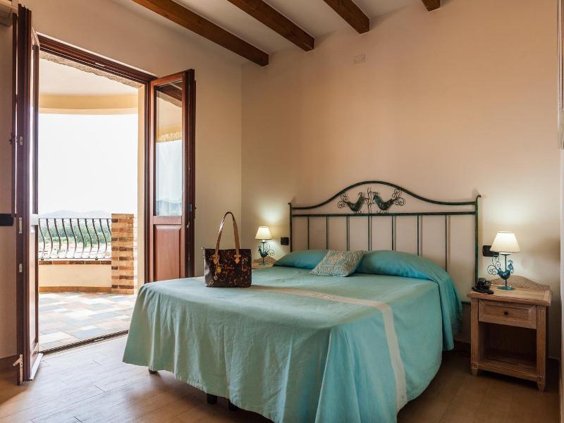Residenza Petrera image