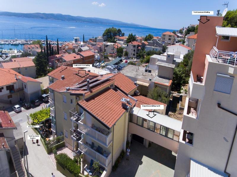 Putnik Apartments image