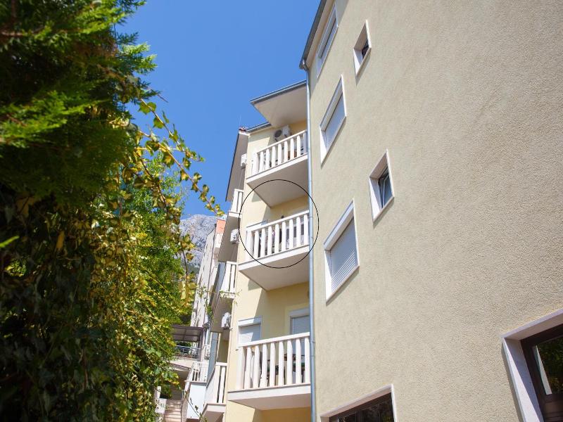 Putnik Apartments image