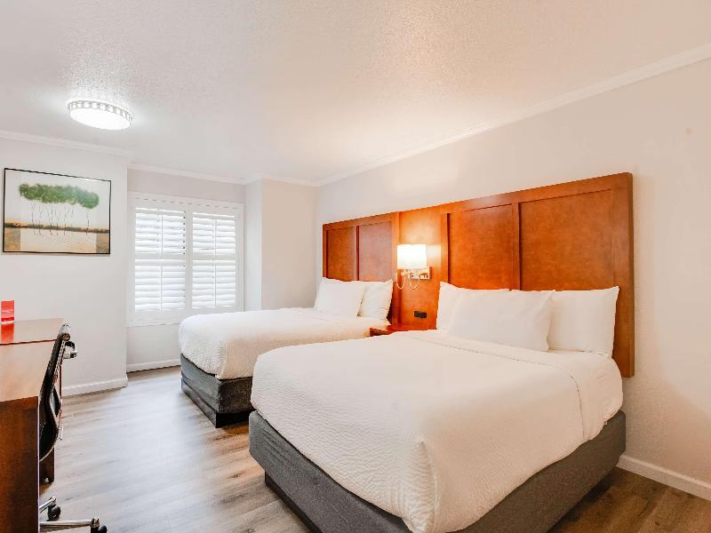 Ramada By Wyndham Mountain View image