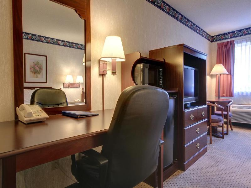 Americas Best Value Inn Suites St Charles St Louis image