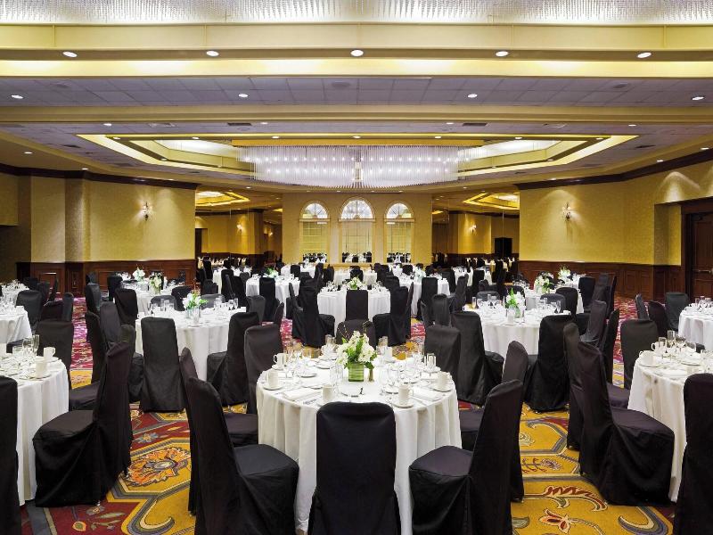 Sheraton Springfield Monarch Place image