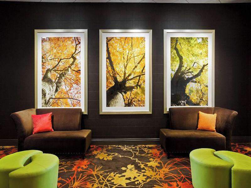 Sheraton Springfield Monarch Place image