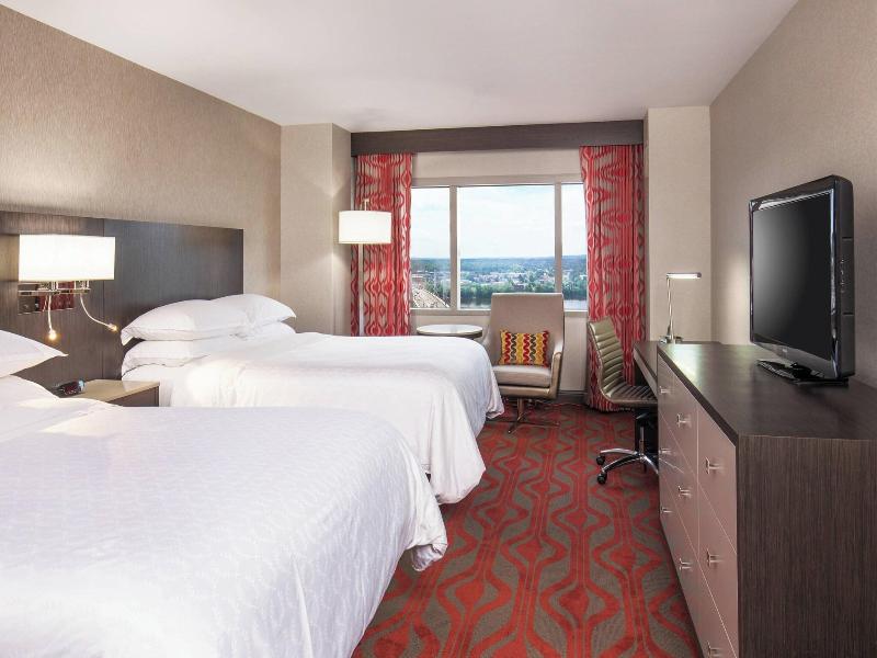 Sheraton Springfield Monarch Place image