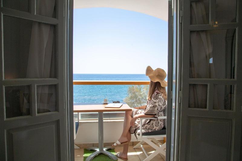 Glykeria Mini Suites image