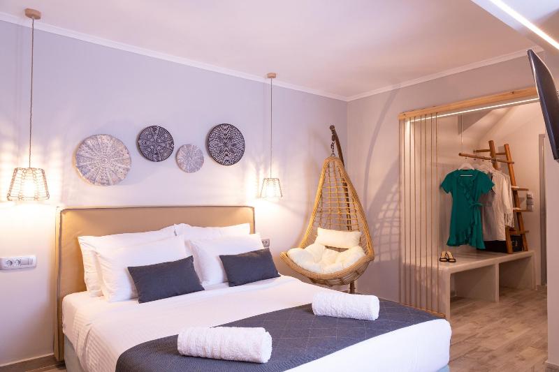 Glykeria Mini Suites image