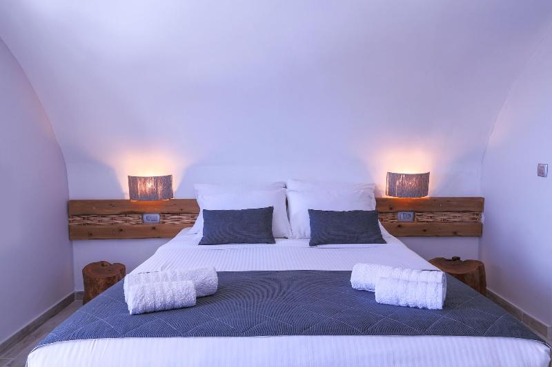 Glykeria Mini Suites image