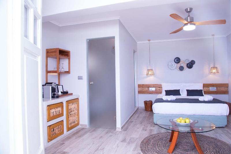Glykeria Mini Suites image
