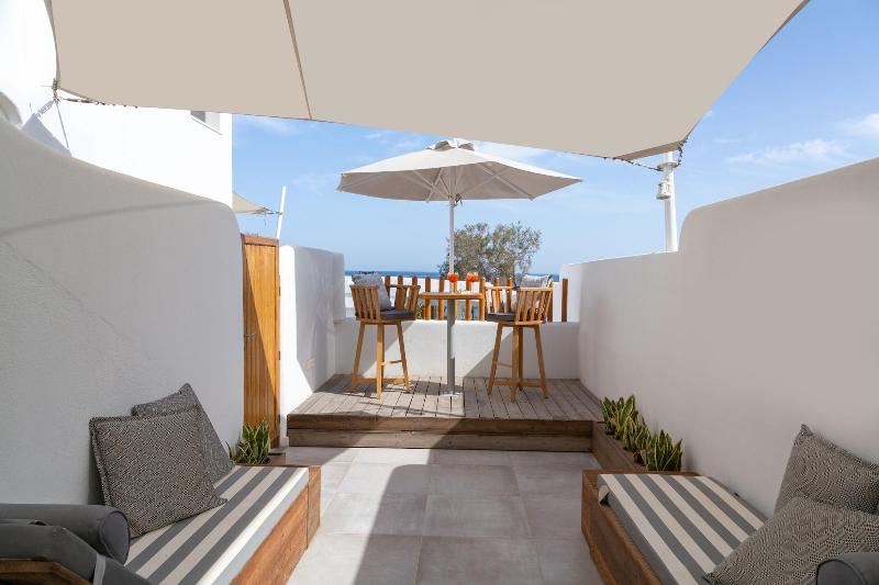 Glykeria Mini Suites image