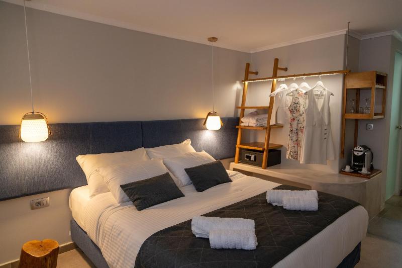 Glykeria Mini Suites image